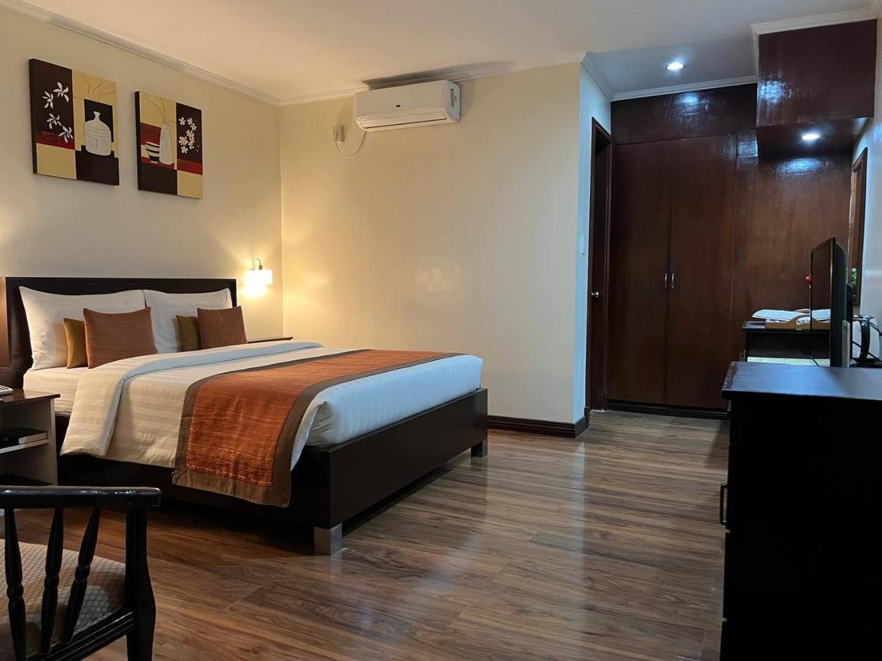 Subic Residencias Олонгапо Экстерьер фото